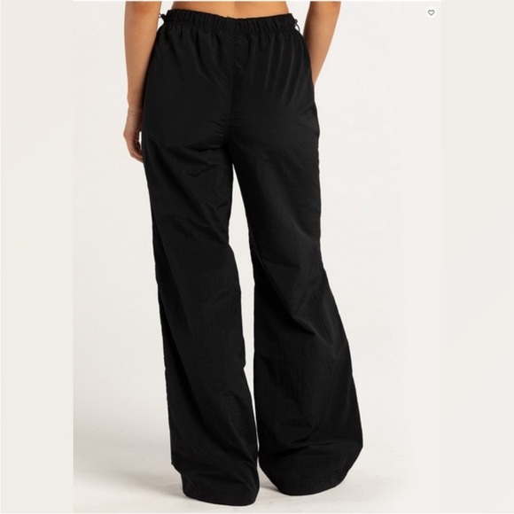 Love Tree Cargo Pants - Picture 3 of 15